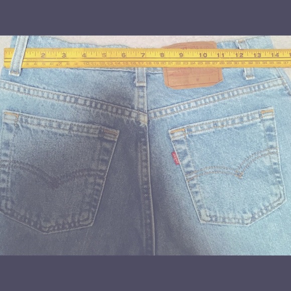 Vintage distressed style LEVIS cutoff shorts - Picture 13 of 16